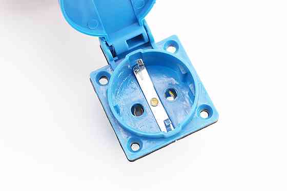 Розетка з кришкою 16A, 250V 2-3,5 кВт, синя Київ