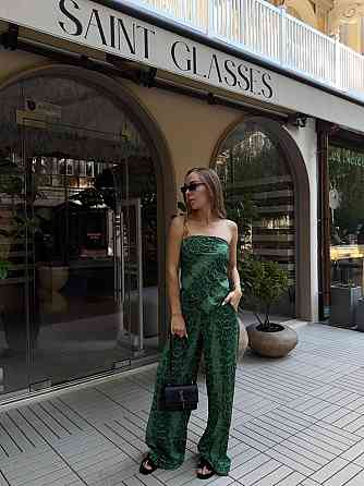 Жіночий стильний літній костюм двійка  софт принт Одеса