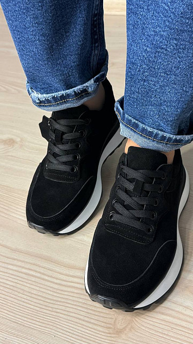 Кроссовки женские Hengji 725-7 замшевые на белой подошве черные, 38, 24 см Киев - изображение 4