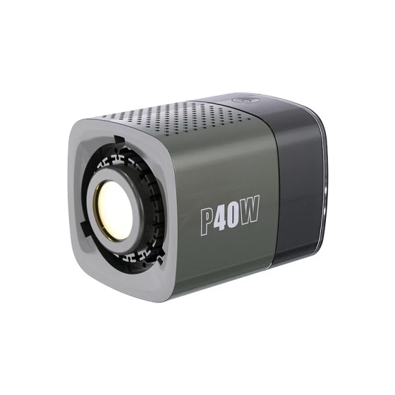 Монохроматичний освітлювач Luxceo P40W COB LED для фотостудії Вінниця
