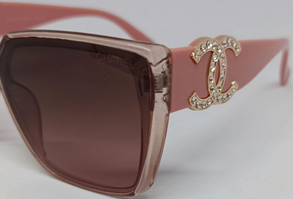 Жіночі брендові окуляри коричневий градієнт логотип із камінчиками. Київ - фото 6