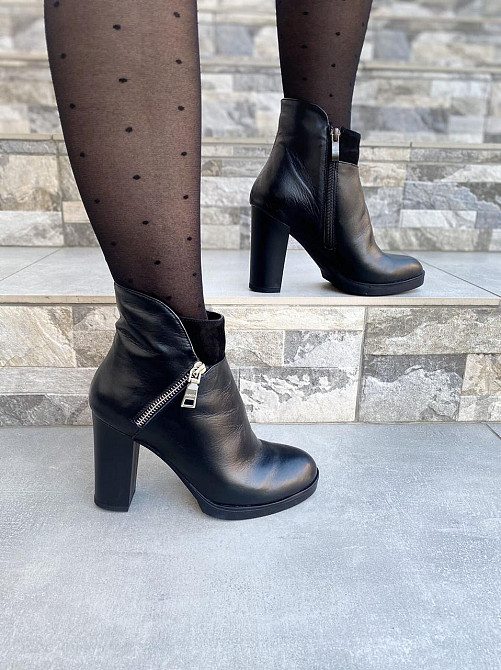 Черевики жіночі D and V чорні натуральна шкіра висота каблука 9см розмір 40 (1221) Коломия - фото 8