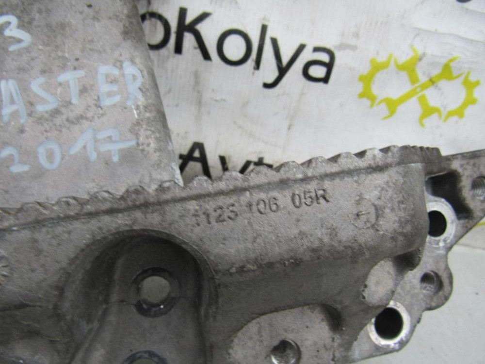 Кронштейн двигуна Renault Master III 2.3 dci 2015-2019 Ковель - фото 1