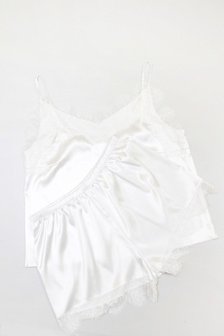 Піжама жіноча атласна майка і шорти з мереживом Білий 50 Харків - фото 4