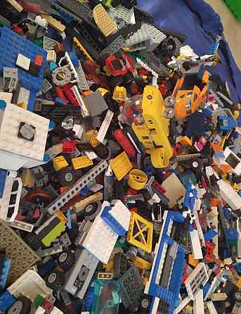 Лего 2кг Насипом в наявності 28 кг. Київ