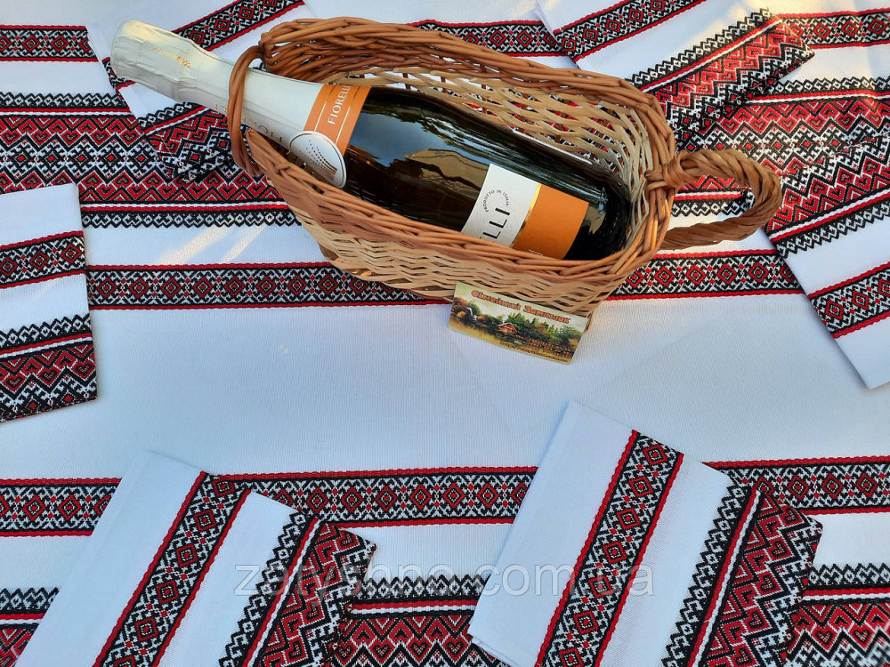 Вишита скатертина з серветками в червоному кольорі. Київ - фото 7