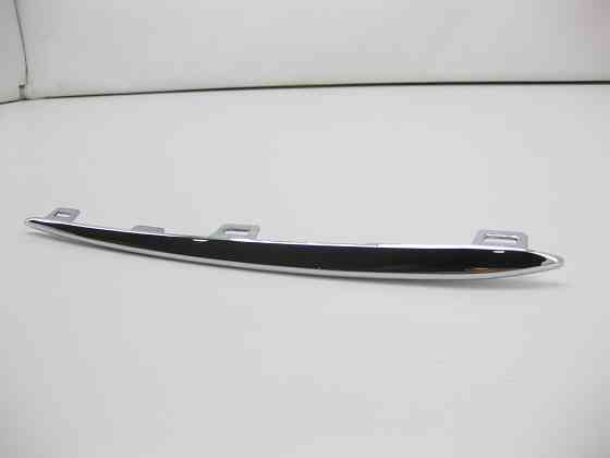 Mercedes-Benz  A1678858403 Нова декоративна хром накладка на бічну сітку переднього бампера спереду знизу праворуч GLE W167 GLE Coupe C167 Одесса