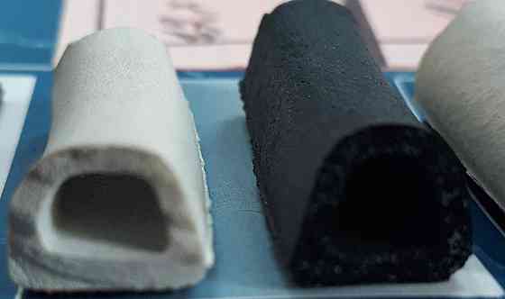 Гумовий ущільнювач самоклеючий D 12х10 (50м) чорний Павлоград