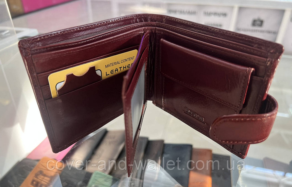 Мужское портмоне из высококачественной кожи коричневого цвета на кнопке Boston Киев - изображение 18