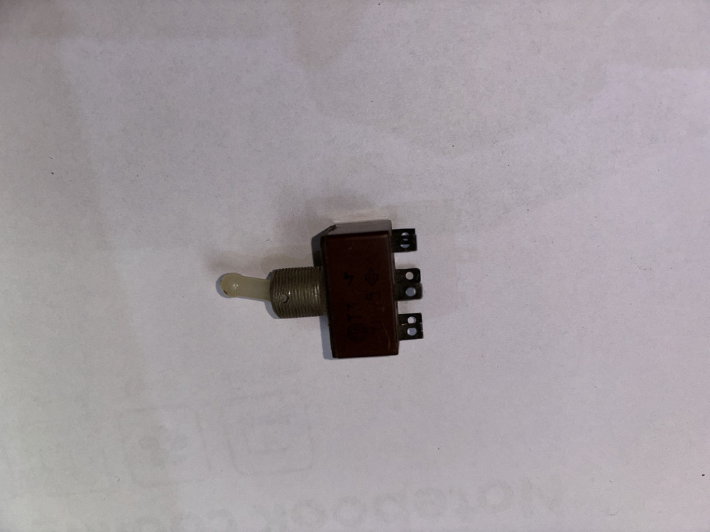 Переключатель (тумблер) Т3. СССР. Харьков - изображение 1