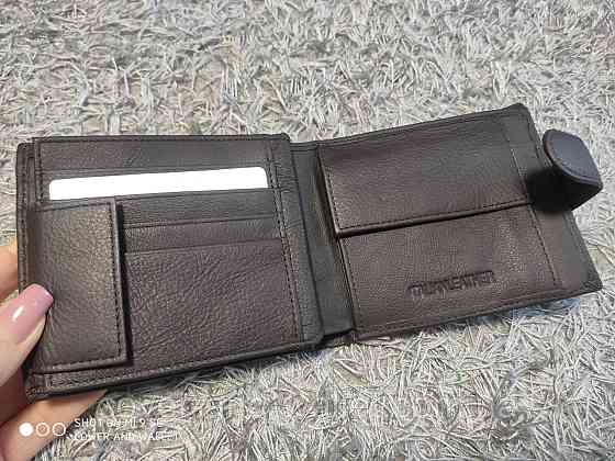 Мужское портмоне из высококачественной кожи коричневого цвета на кнопке Boston Киев