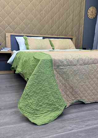 Покривало стьобане з наволочками Expo Trade ромб 220x220 (+-10 см) бежевий з салатовим (85-162) Київ