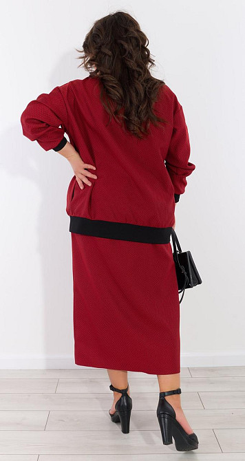 Красивый костюм с юбкой (42) Киев - изображение 3