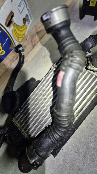 Патрубок интеркулера нижний Hyundai Tucson 22-26 1.6T HEV 282602M410 Арт 832426. Київ - фото 1