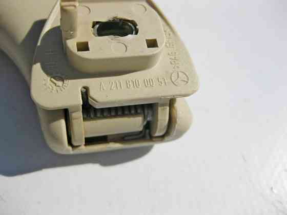 Mercedes-Benz  A2118100051 8J12 Ручка стельова світло-бежева передня E-Class W211 CLS C219 Одесса