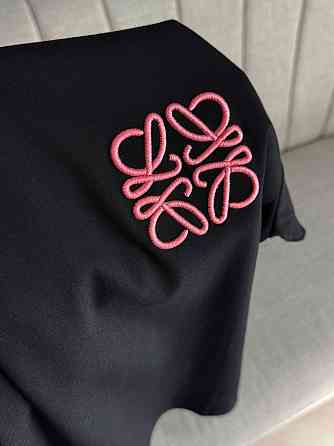 Футболка жіноча A-N 30096 базова напівоверсайз з вишивкою, чорний, one size Київ