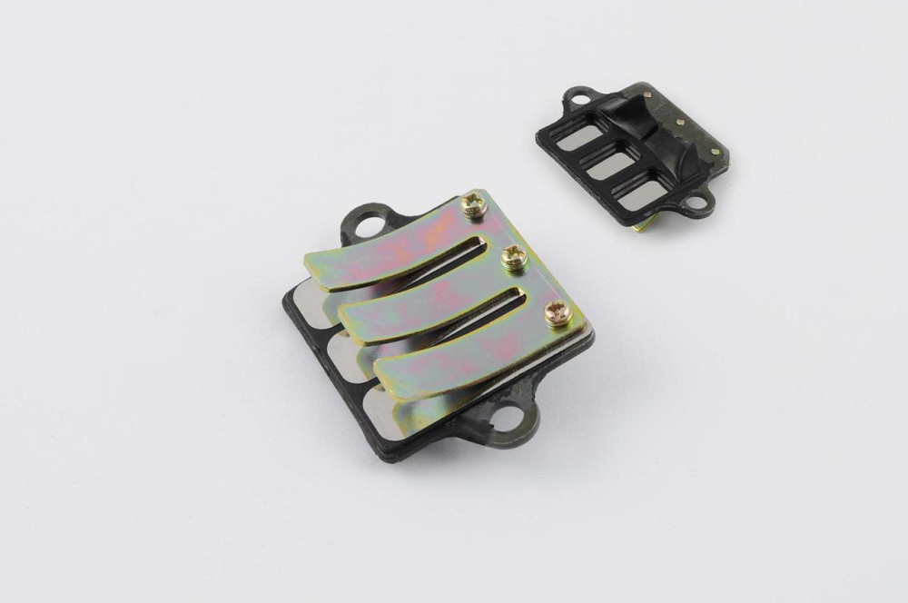 Лепестковый клапан Suzuki AX100 Мукачево - изображение 1