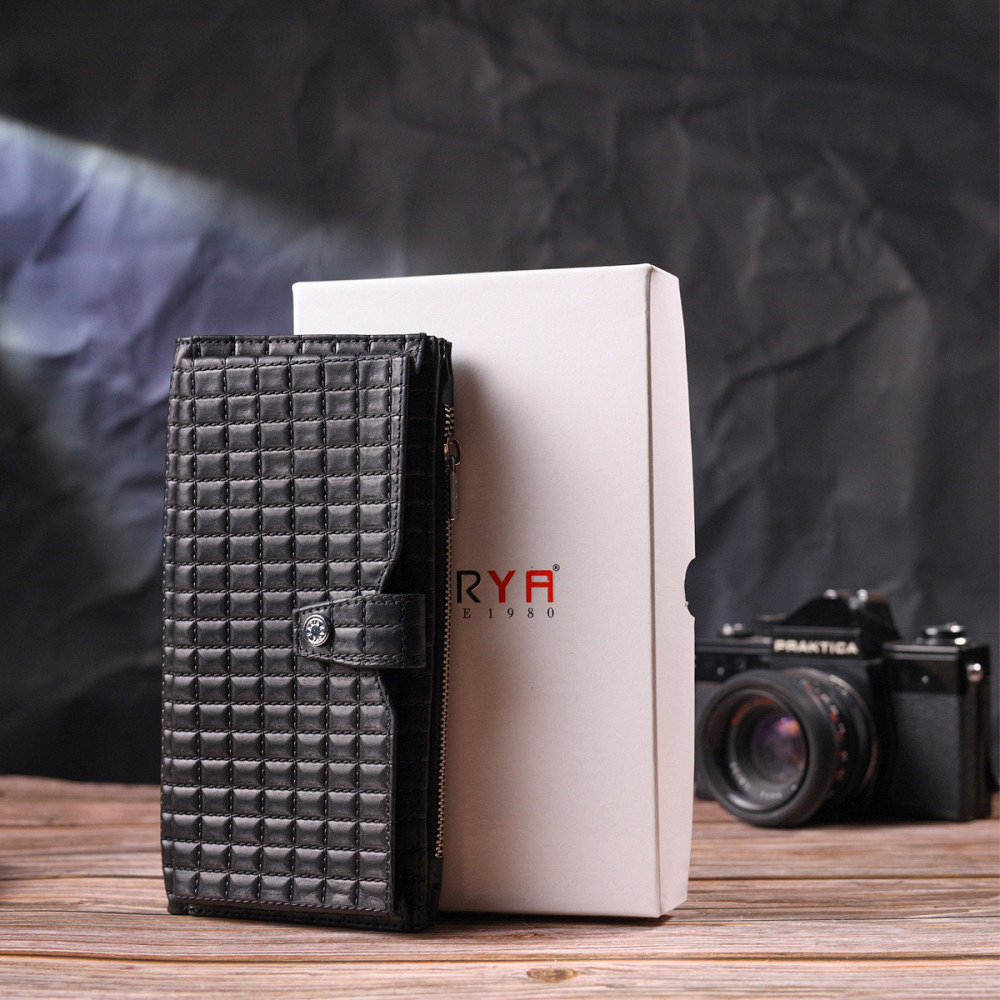 Стеганий вертикальний чоловічий гаманець з натуральної шкіри KARYA 21425 Чорний Київ - фото 1