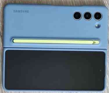 Samsung Galaxy Fold5. Киев