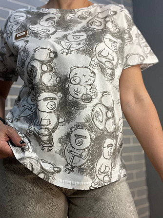 Футболка женская JIANMEI 076 рисунок мишки свободного кроя one size белая, белый, one size Киев - изображение 11