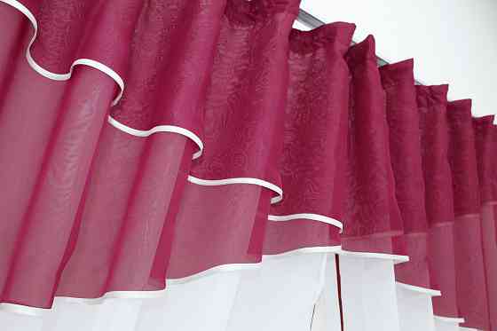 Кухонные шторы VR-Textil № 091к с ламбрекеном и подвязками бордовый с белым 270х170 см (50-594) Киев