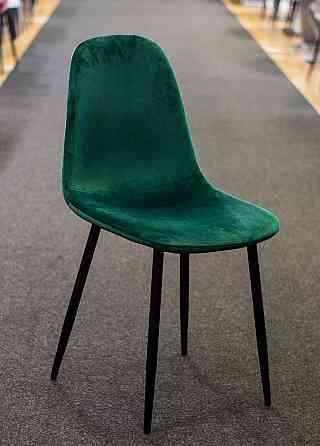 Стілець FOX VELVET чорний каркас/зелений TAP.89 Київ