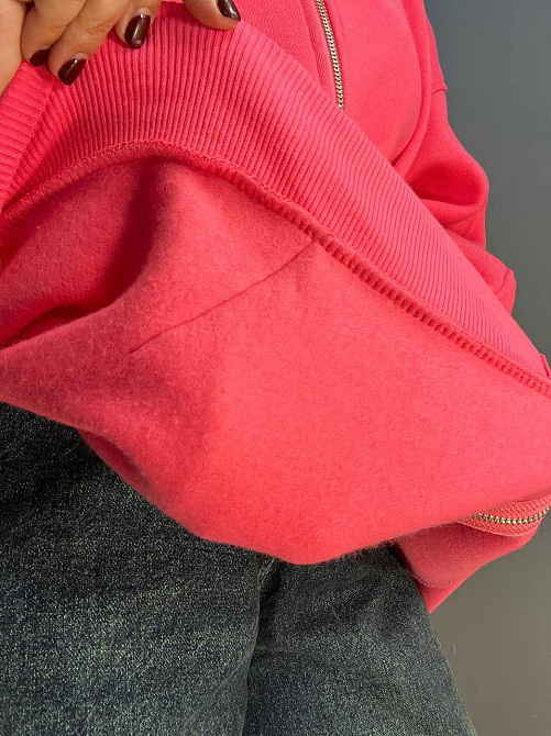 Толстовка жіноча Quzen 482 подовжена на блискавці капюшон базова оверсайз фліс утеплена one size, ма Одеса - фото 4