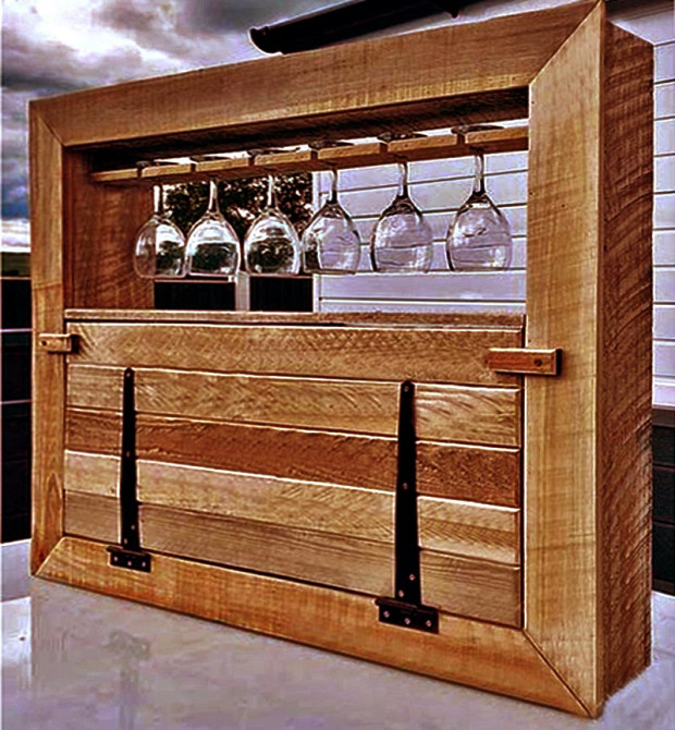 Настенный бар 