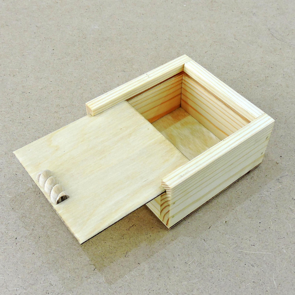 Подарочная коробка 