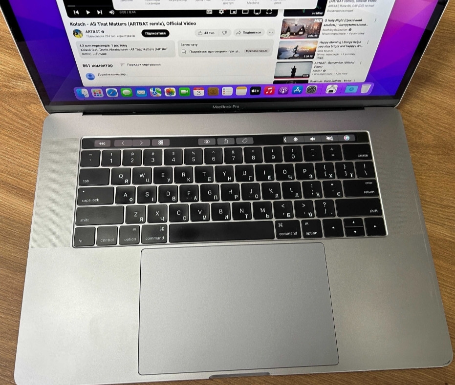 Ноутбук MacBook Pro A1707 / i7/ 16Gb. / SSD512Gb. / AMD Radeon 450 Київ - фото 2