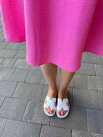 Mermaid Зручні шкіряні шльопанці на низькій підошві, білі класичні жіночі Mermaid 902/8 р. 36-4 Коломыя