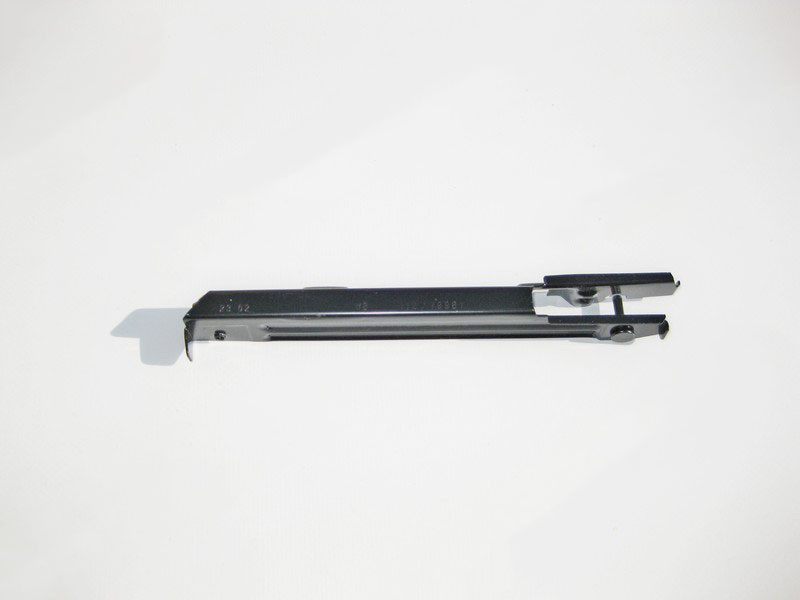 Mercedes-Benz  A2038801214 Нова з'єднувальна скоба переднього бампера з правим крилом C-Class W203 Одесса - изображение 1