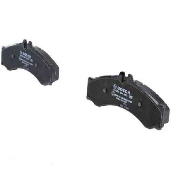 Гальмівні колодки Bosch дискові передні/задні MB Sprinter/Vario-06 0986424832 Харків