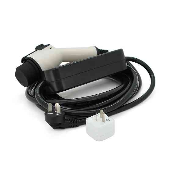 Зарядное устройство для электромобиля DC: 220V/16A, длина кабеля 5m, IP67, LED-индикация, разъем GB/T, с переключателем Киев