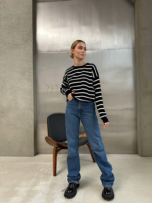 Жіночий базовий смугастий светр оверсайз вовна 70% акрил 30% Одеса - фото 10