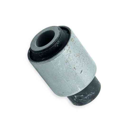 Сайлентблок заднего Хюндай Tucson (04-10) 2WD поперечного наружный рычага Мукачево