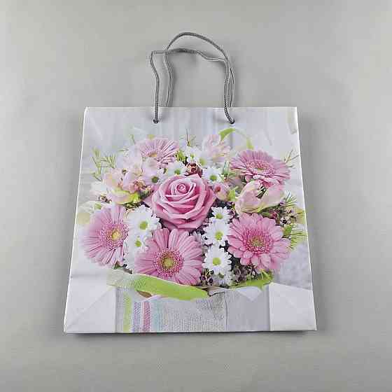 Пакет паперовий подарунковий квадратний 23*24*10 (артKV-082) (12 шт) Харків