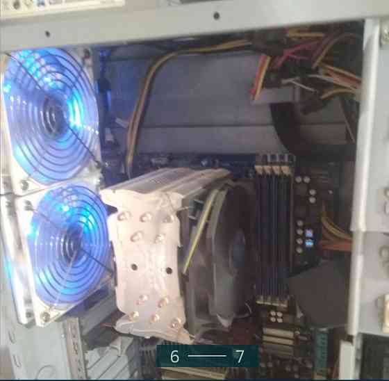 Материнська Плата. Київ