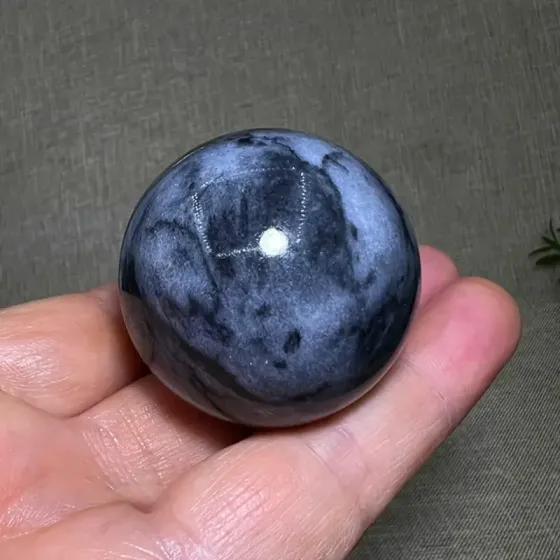 Натуральна куля з кварцу 35 - 40 мм. – полірована сфера Київ