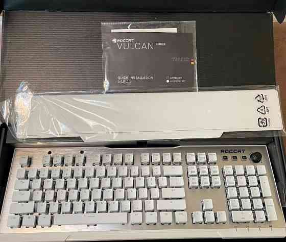 Механічна клавіатура ROCCAT Vulcan 122 Brown Tactile Switch. Харків