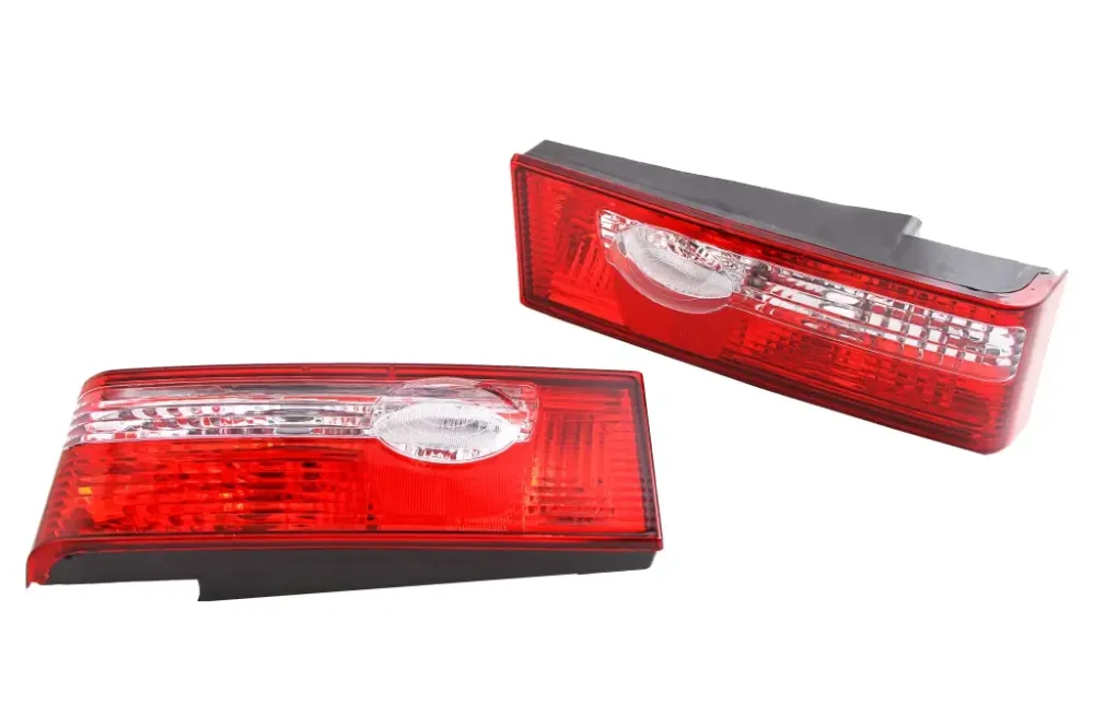 Ліхтар 2108 тюнінг червоний/білий Watt без ламп (2 шт.) Вінниця - фото 1