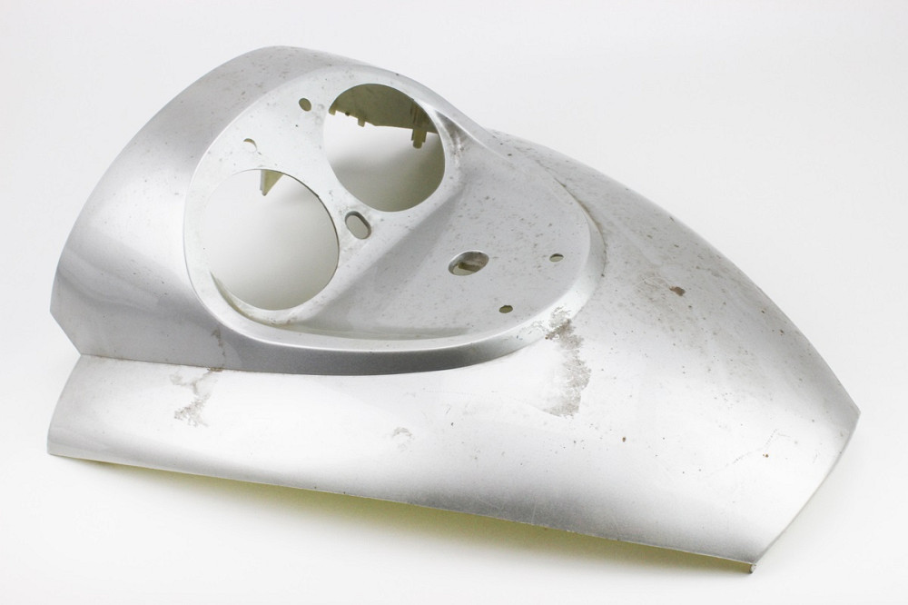 УЦІНКА GRAND PRIX пластик - передній "дзьоб" під фару подвійну, СІРИЙ (подряпина) Київ - фото 1