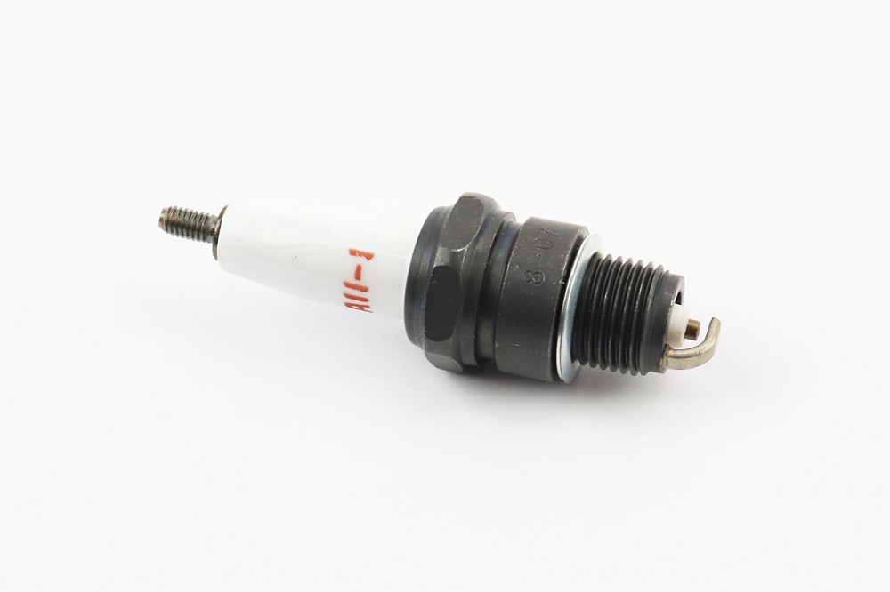 Свічка (2-х такт.) А11-1 Київ - фото 1