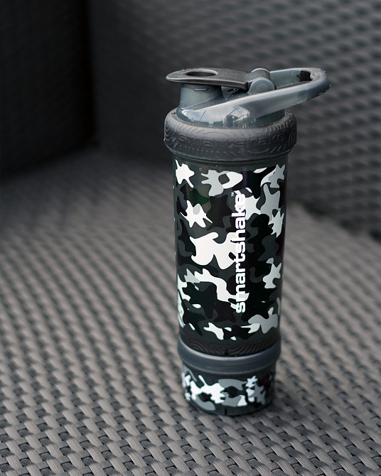 Шейкер спортивний SmartShake Revive 25oz/750ml Camo Black Каменское - изображение 4