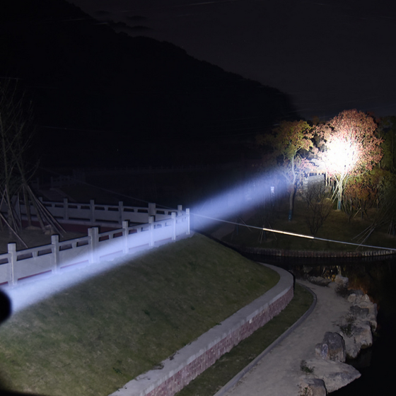 Потужний акумуляторний ліхтар USB,15 Вт,X-Balog BL-P02-P50 SBR Київ