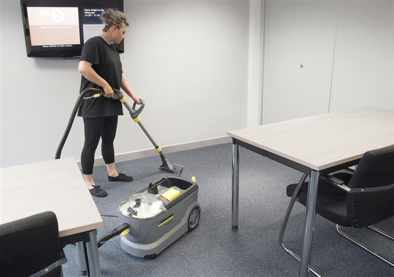 Пилосос Karcher Puzzi 10/1 (1.100-131.0) ( 17665 ) Харьков - изображение 3