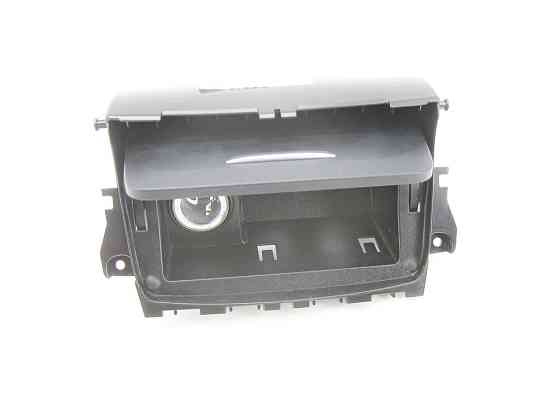 Mercedes-Benz  A1768100079 9H44 Корпус попільнички з кришкою в передній частині підлокітника + A1698200451 розетка прикурювача CLA C117 GLA X156 A-cla Одесса