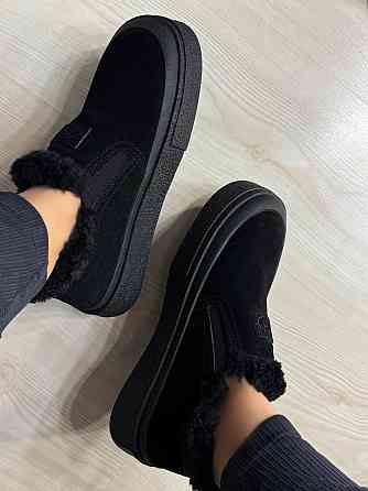 Ботинки женские Hengji 660-1 замшевые кеды на меху черные, 39, 24,5 см Киев