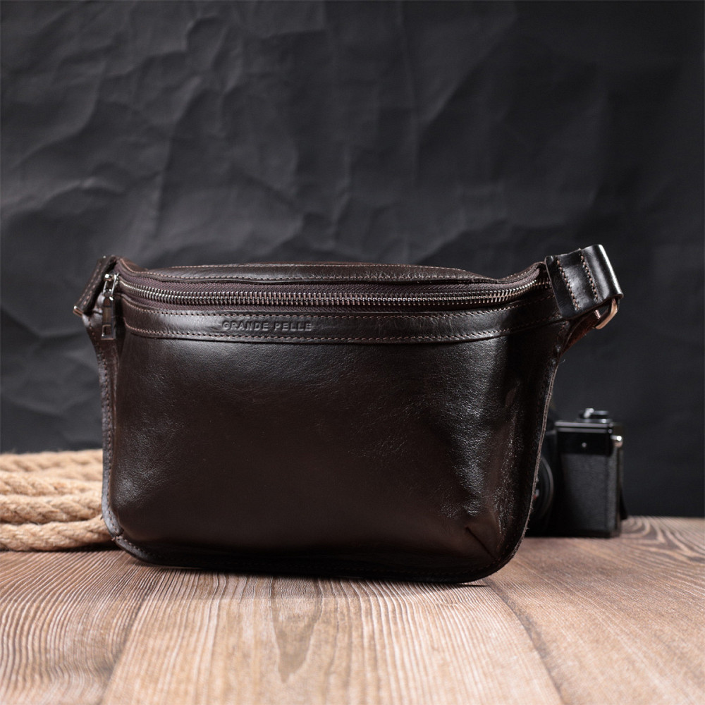 Стильна бананка для чоловіків із натуральної шкіри GRANDE PELLE 22814 Коричневий Київ - фото 3