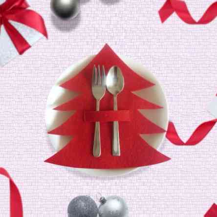 Новогодние чехлы для столовых приборов Елочки 4 штуки 20 на 20 см красный Киев